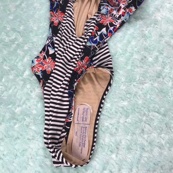NWT Tart One Piece Swimsuit - Picture 3 of 6